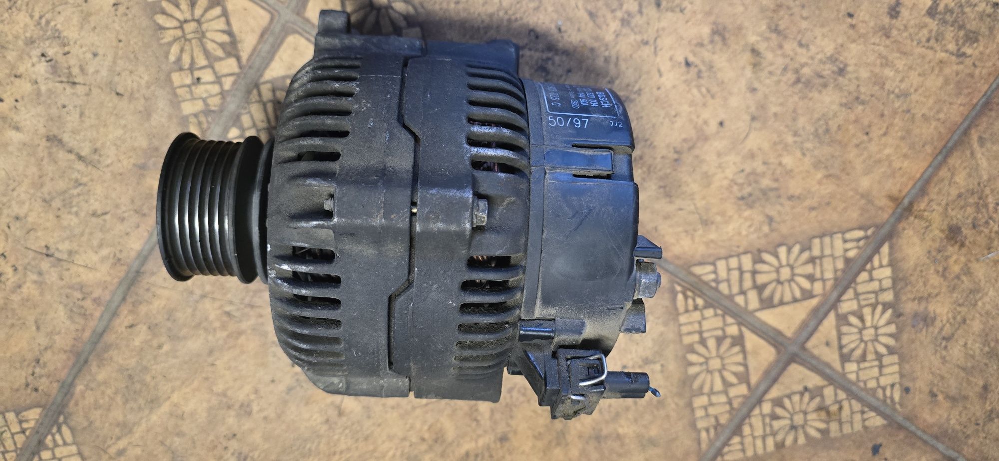 Alternator Audi A3. 1,8. 1,8 90 A  03790.3025 C