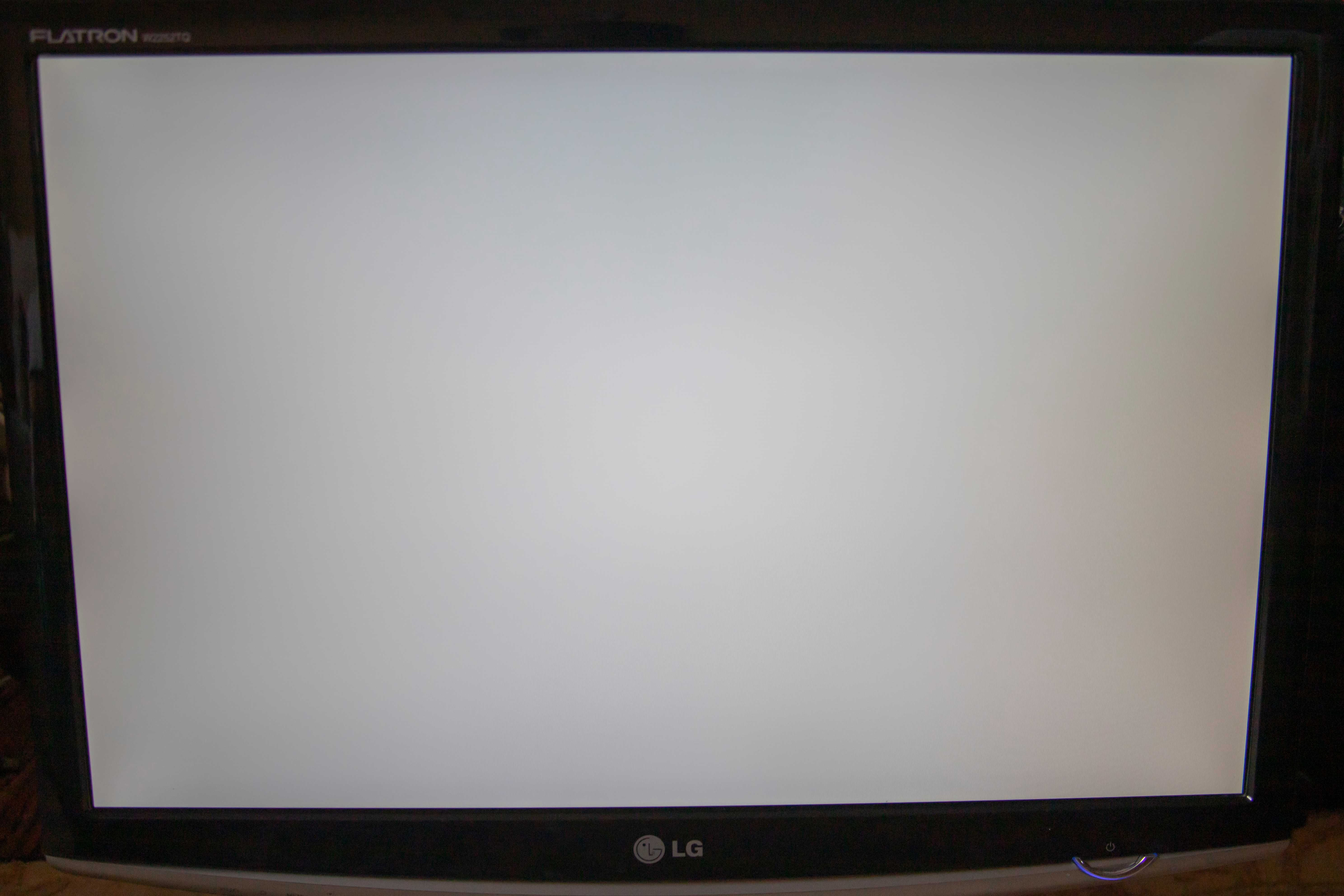 Monitor LCD 22” LG W2252TQ-PF 1680x1050