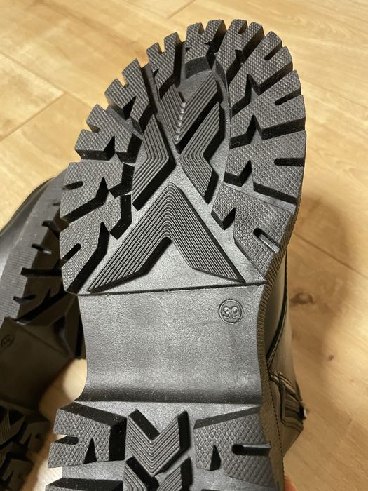 Черевики зимові.