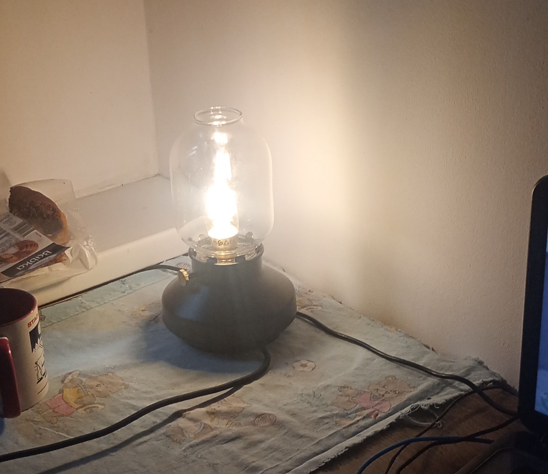 Lampka IKEA z regulacją + żarówka