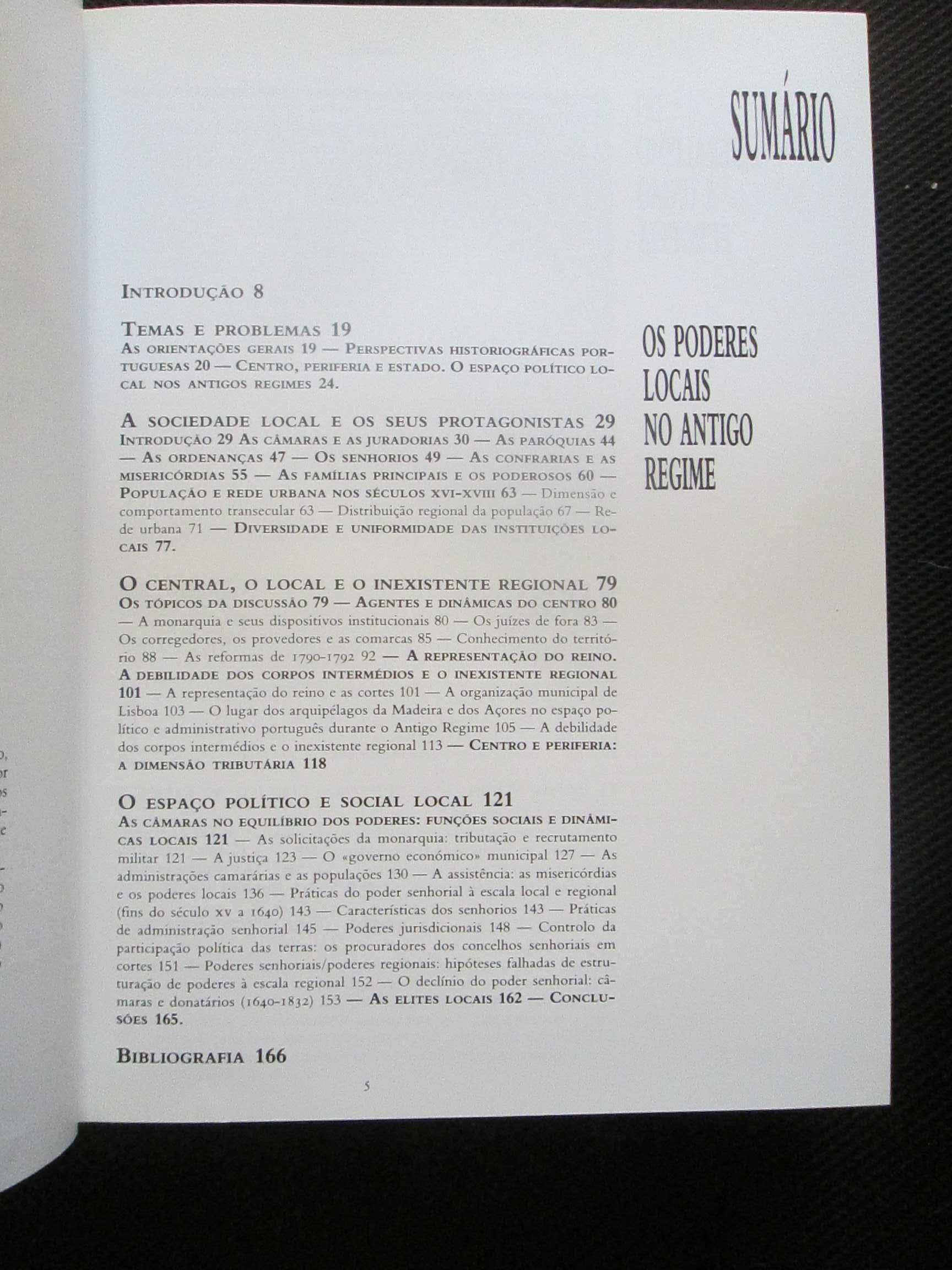 História dos Municípios e do Poder Local, de César de Oliveira