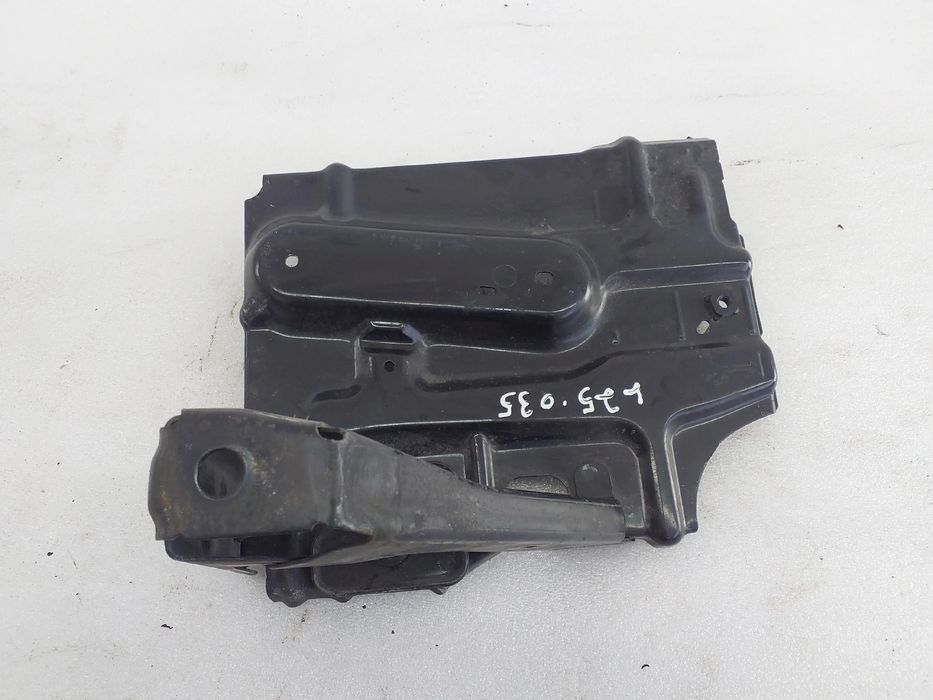 Base / caixa da bateria TOYOTA Aygo (_B1_)