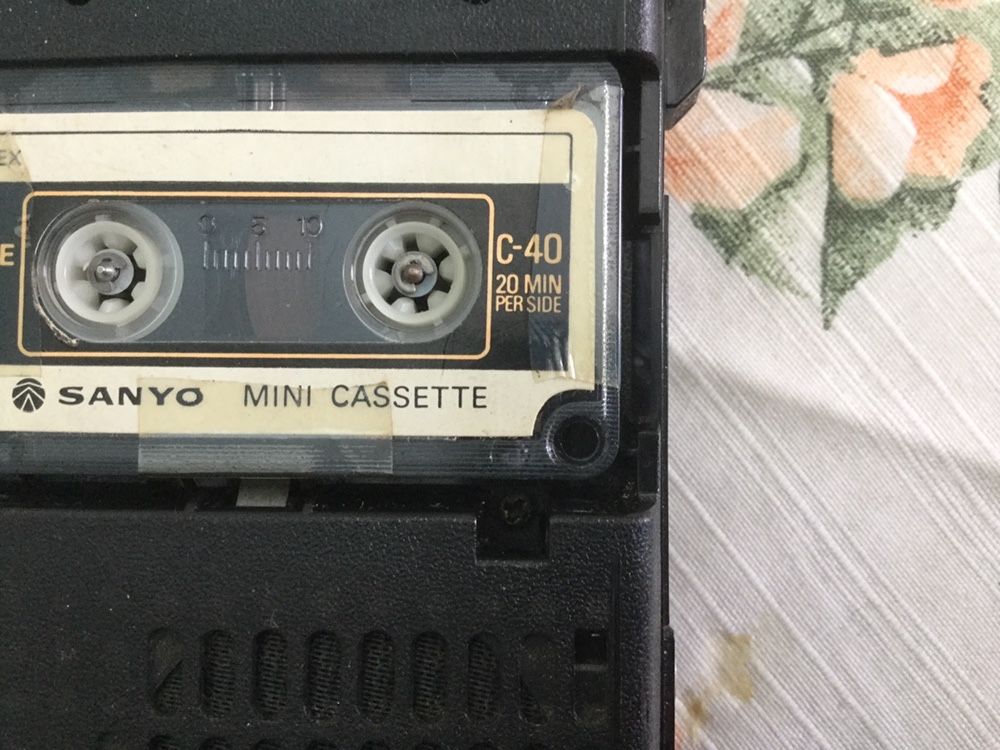 Mini Gravador Sanyo - Usado