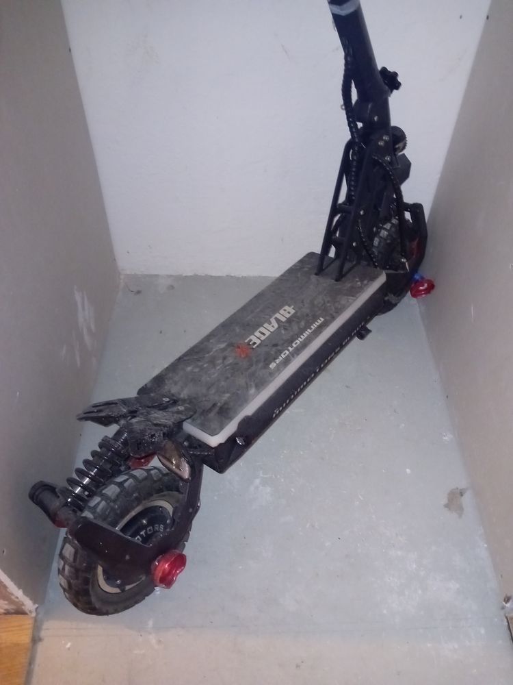 Vendo trotinete eletrica blade X da minimotors
