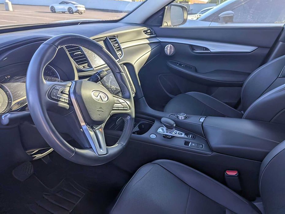 Infiniti QX50      2022