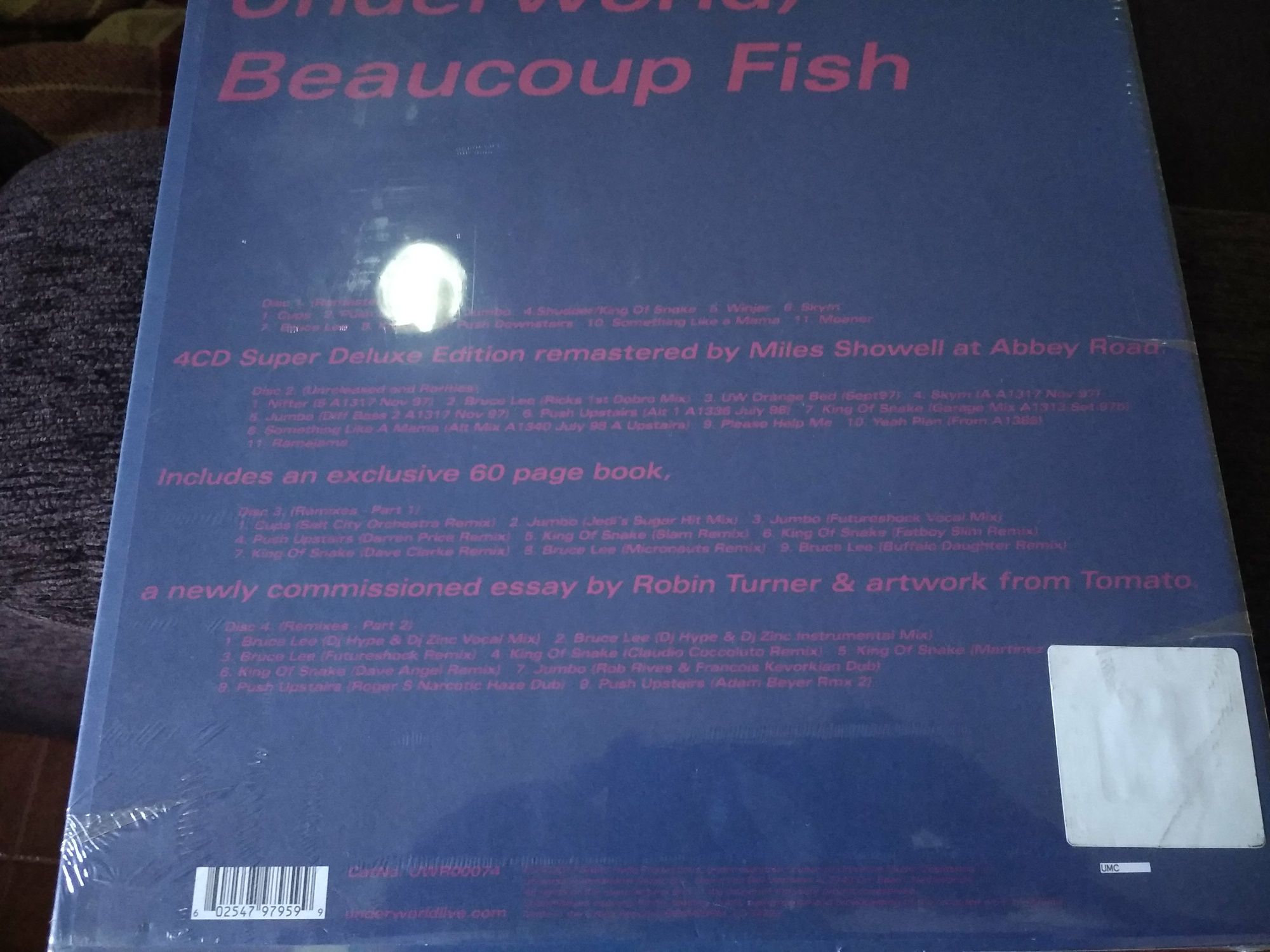 Underworld - beaucoup fish - caixa CDs e livro edição de luxo