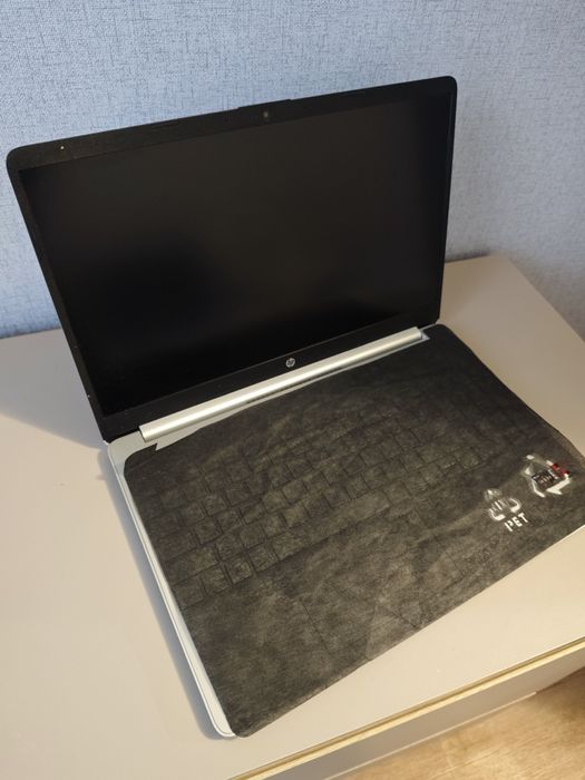 Ігровий ноутбук Hp 15s Ryzen 3 5300U 8/256gb Vega 6 4gb з коробкою