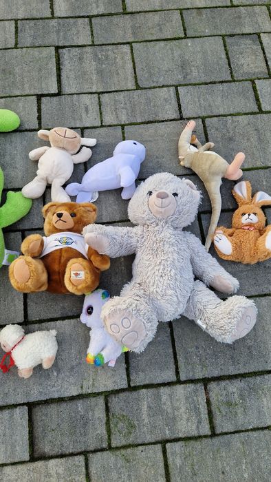 Maskotki pluszaki puzzle psi patrol dinozaury gratis