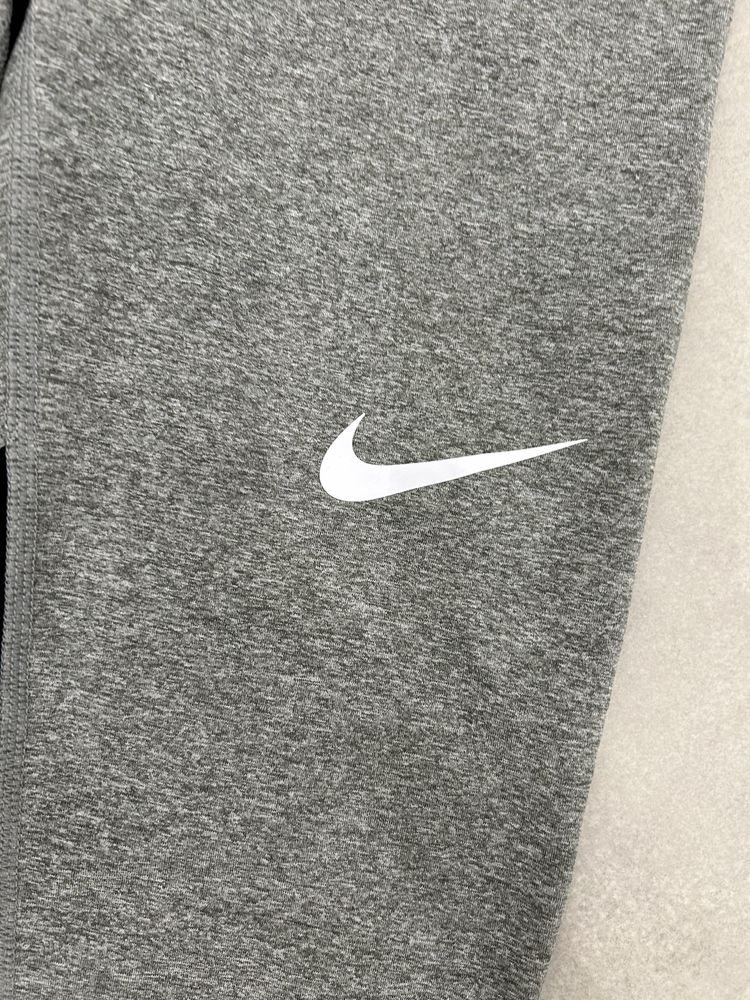 Оригінальні лосіни Nike 8-10 років