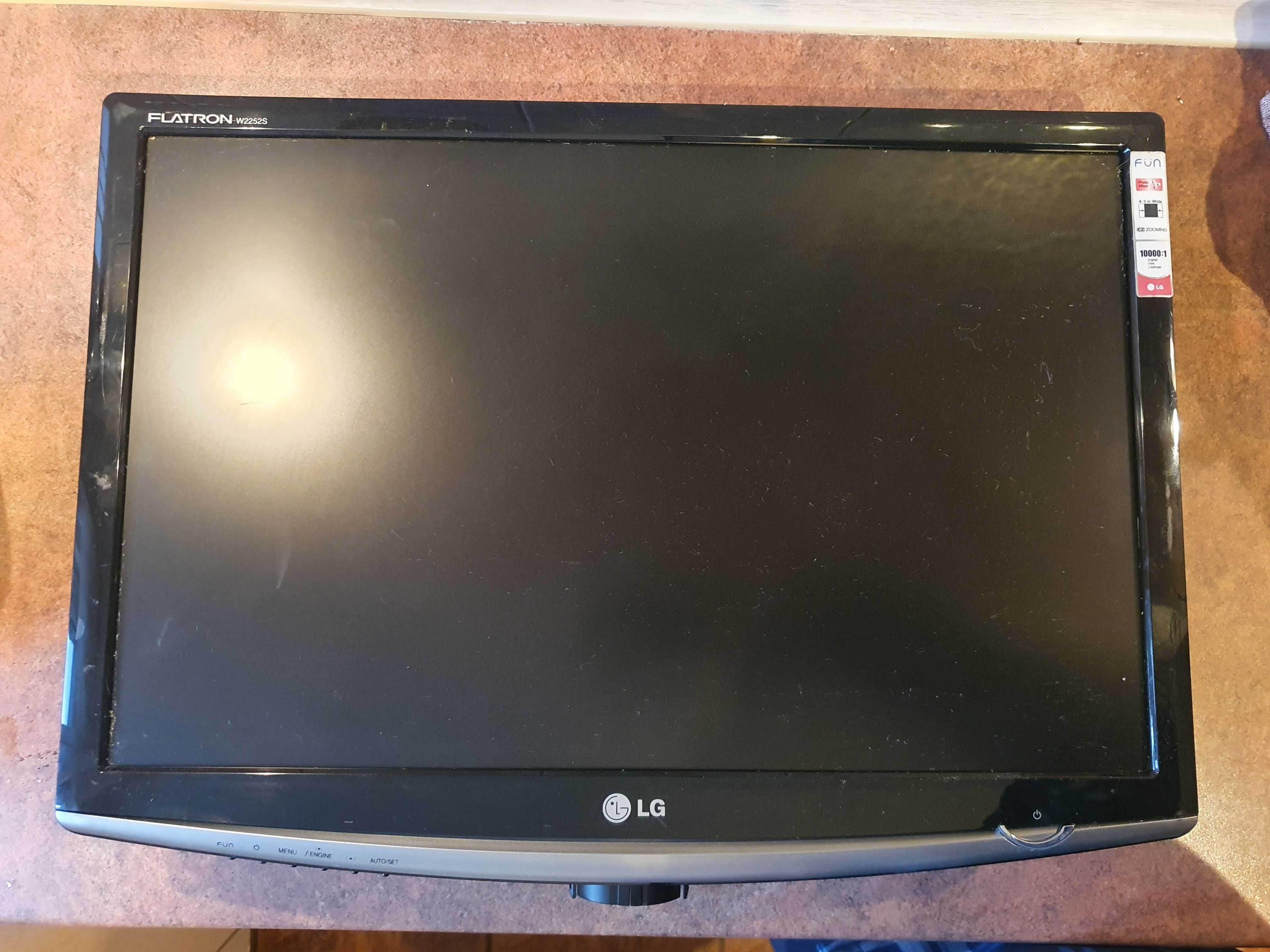 Monitor LG Flatron W2252S