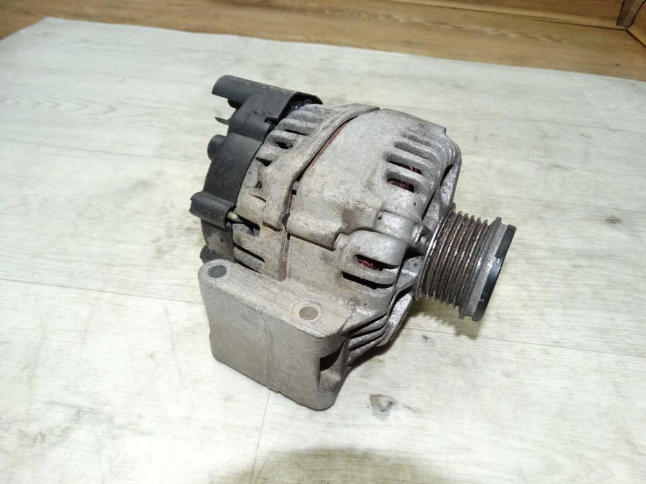 Генератор Fiat Doblo 1.3JTD/Opel Combo 1.3 CDTI 04- (14V/90A)