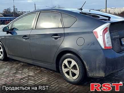 TOYOTA Prius 2012