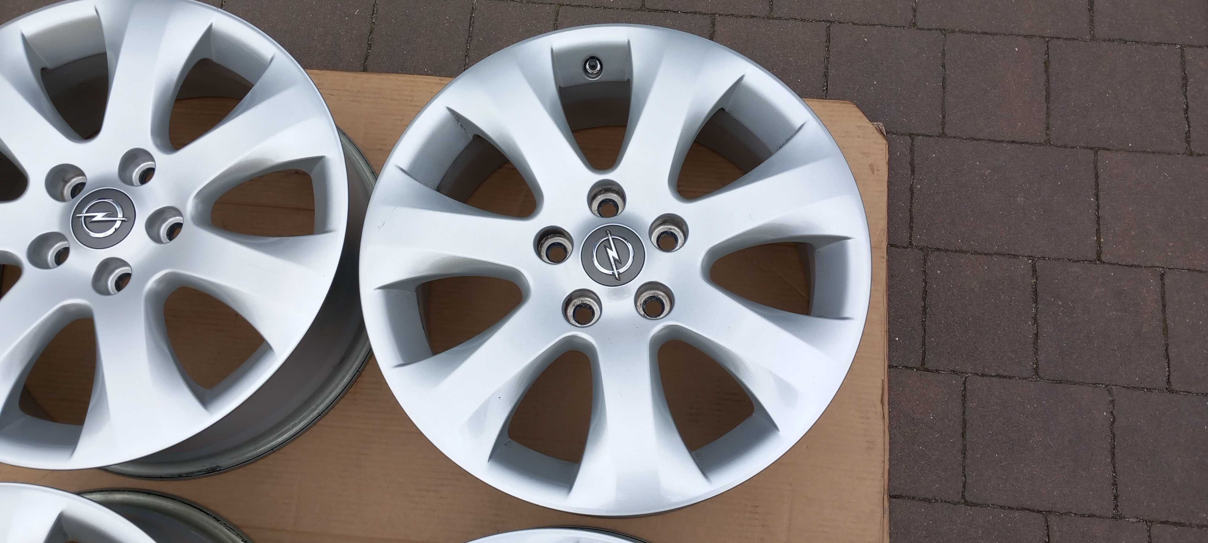 Felgi oryginał OPEL INSIGNIA B , ASTRA , ZAFIRA 7x17, 5x115, ET44 TPMS