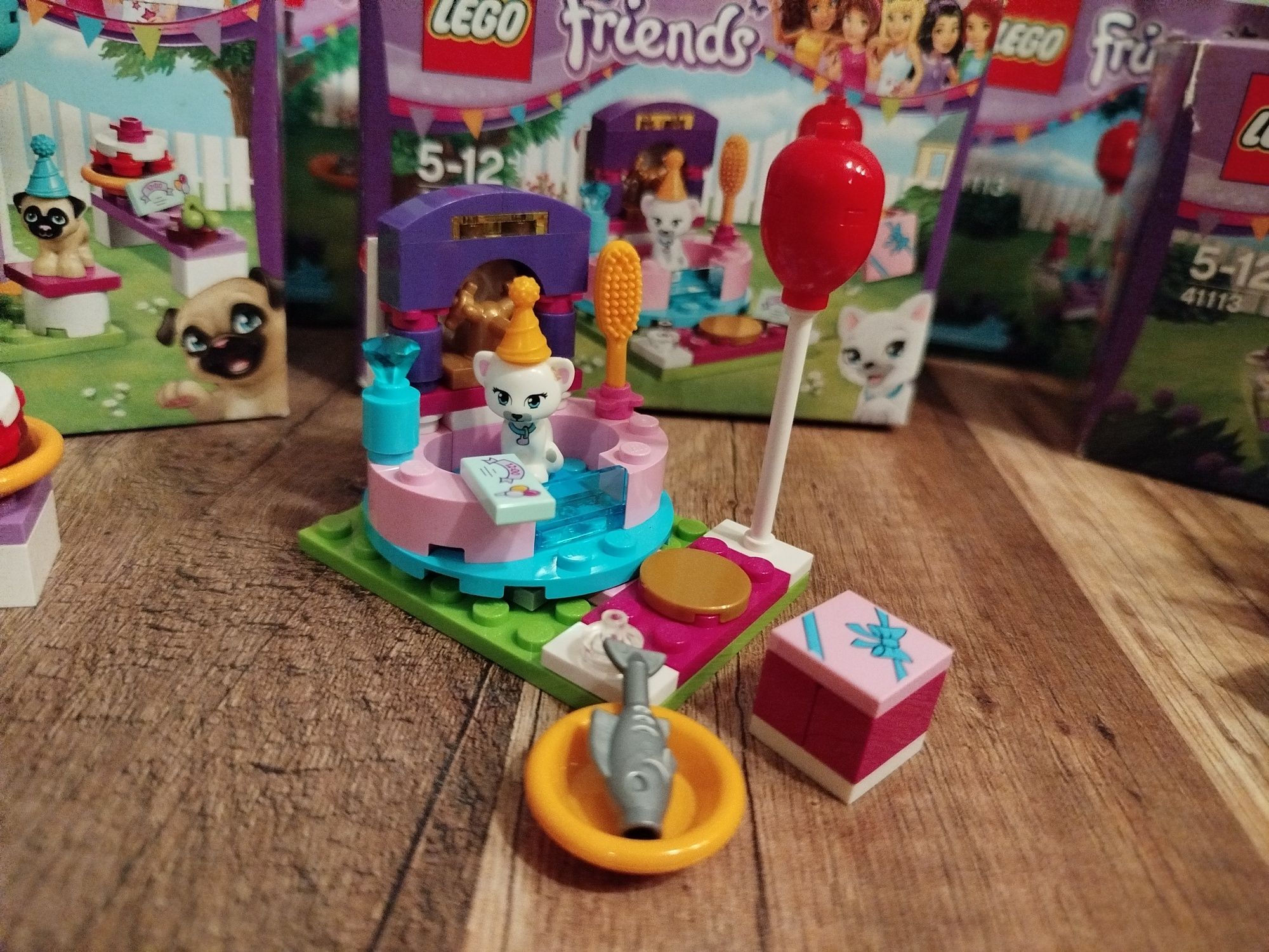 LEGO friends:imprezowe ciasta,imprezowa stylizacja,sklep z prezentami