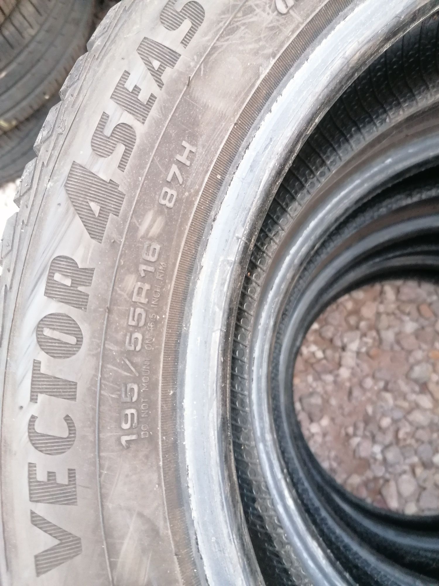 195/55/16 Goodyear wielosezonowe całoroczne