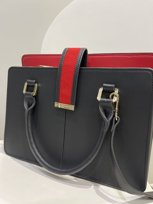 Продам сумочку Atos Lamborgini : 1600 грн