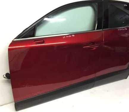 Двері праві і ліві задні та передні Mazda CX-30  2019/2025 року