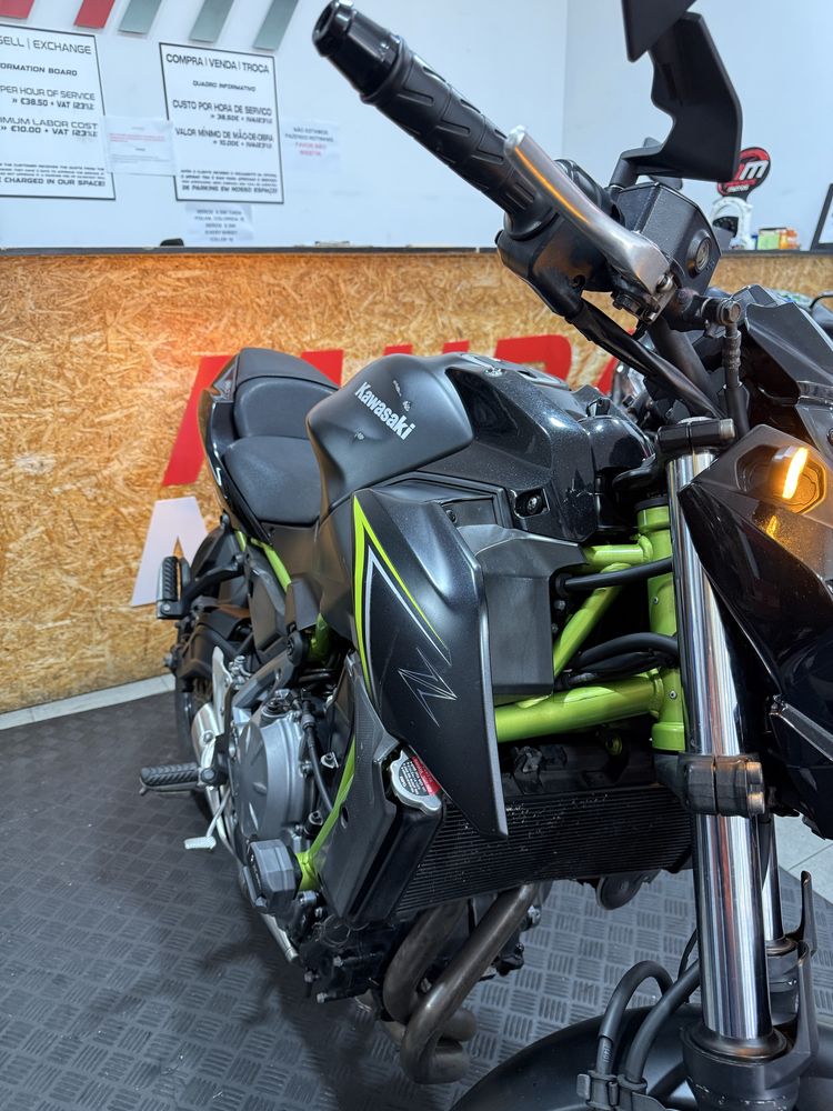 Kawasaki semi nova