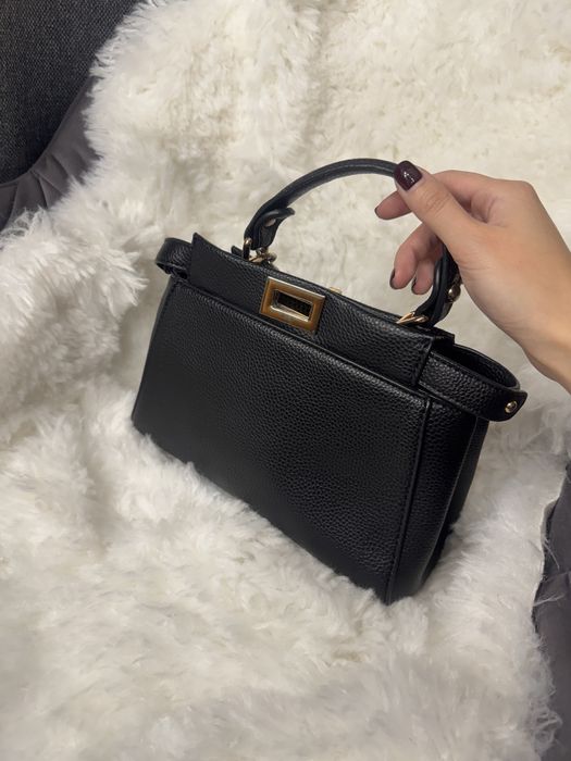 Сумка Guess жіноча тоут