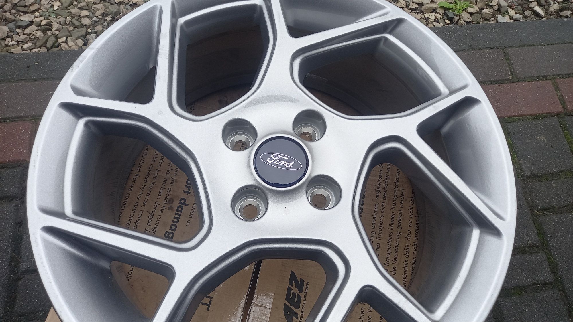 Nowe Felgi Ford Fiesta 17" 7.5J ET 42.5 4x108
