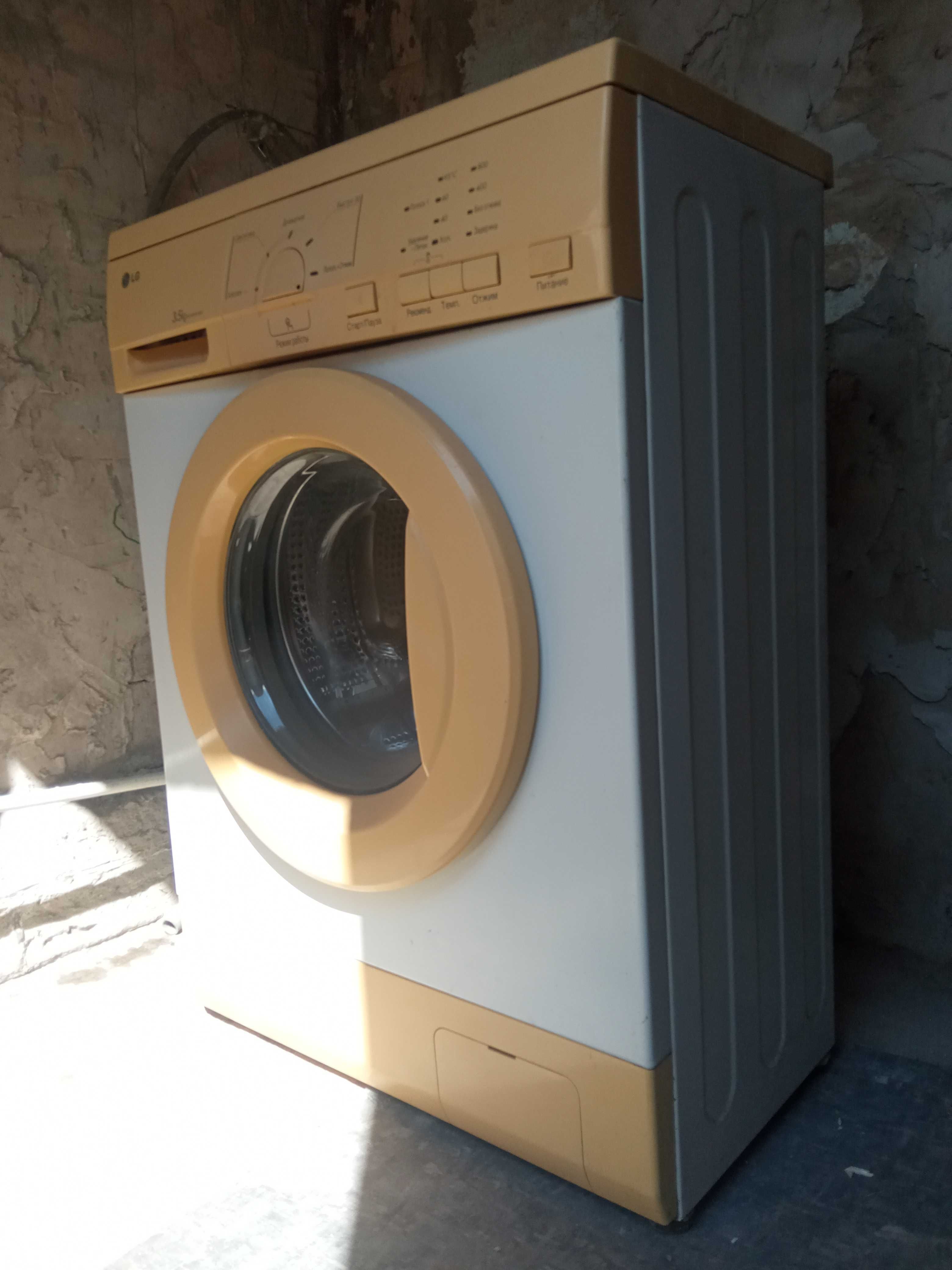 Продам стиральную машину lg 3'5 kg