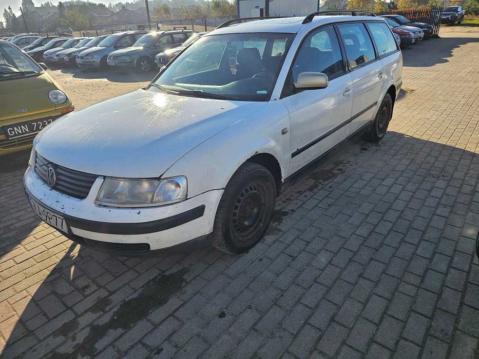 Volkswagen Passat B5, 2000/1.9tdi/116km/hak/opłaty na długo