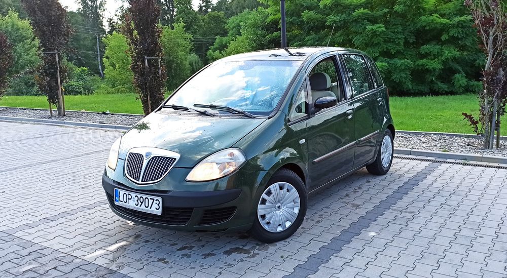 Lancia Musa jak Fiat Idea 5l na 100 km
