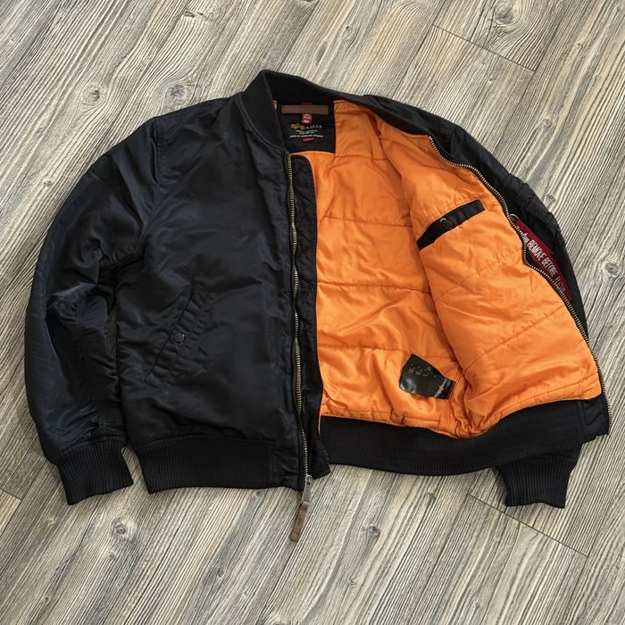 бомбер Alpha Industries MA-1