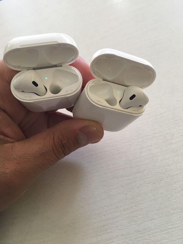 Кейс от наушников AirPods -2 a1602 оригинал