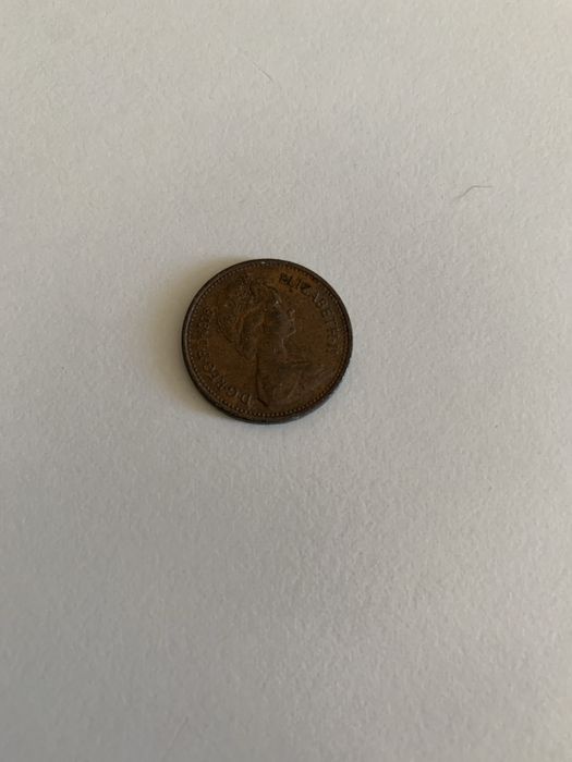 One new pen Elizabeth II, 1976, inglesa
