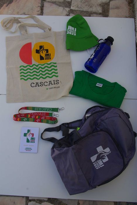 Jornadas Mundiais da Juventude JMJ 2023 - 8 objectos promocionais.