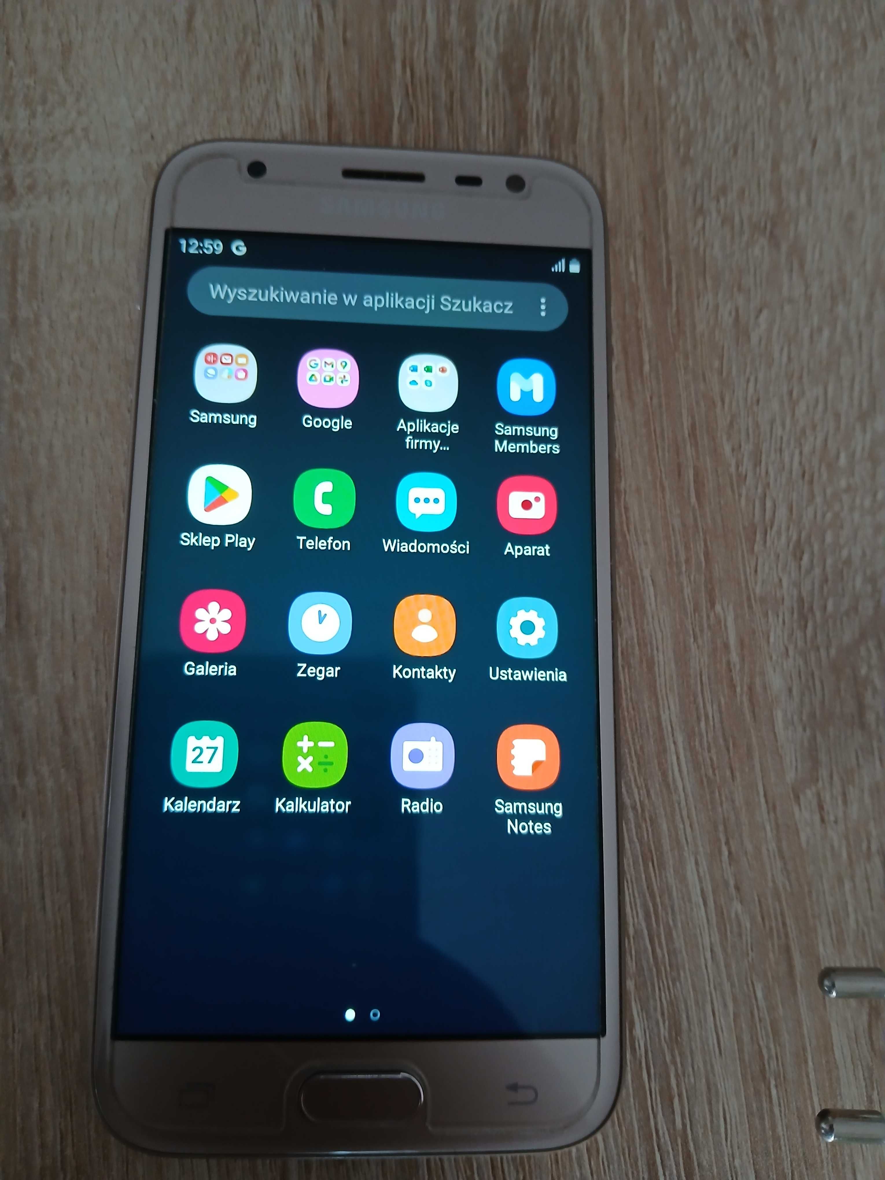 Smartfon Samsung Galaxy J3 2017 duos
