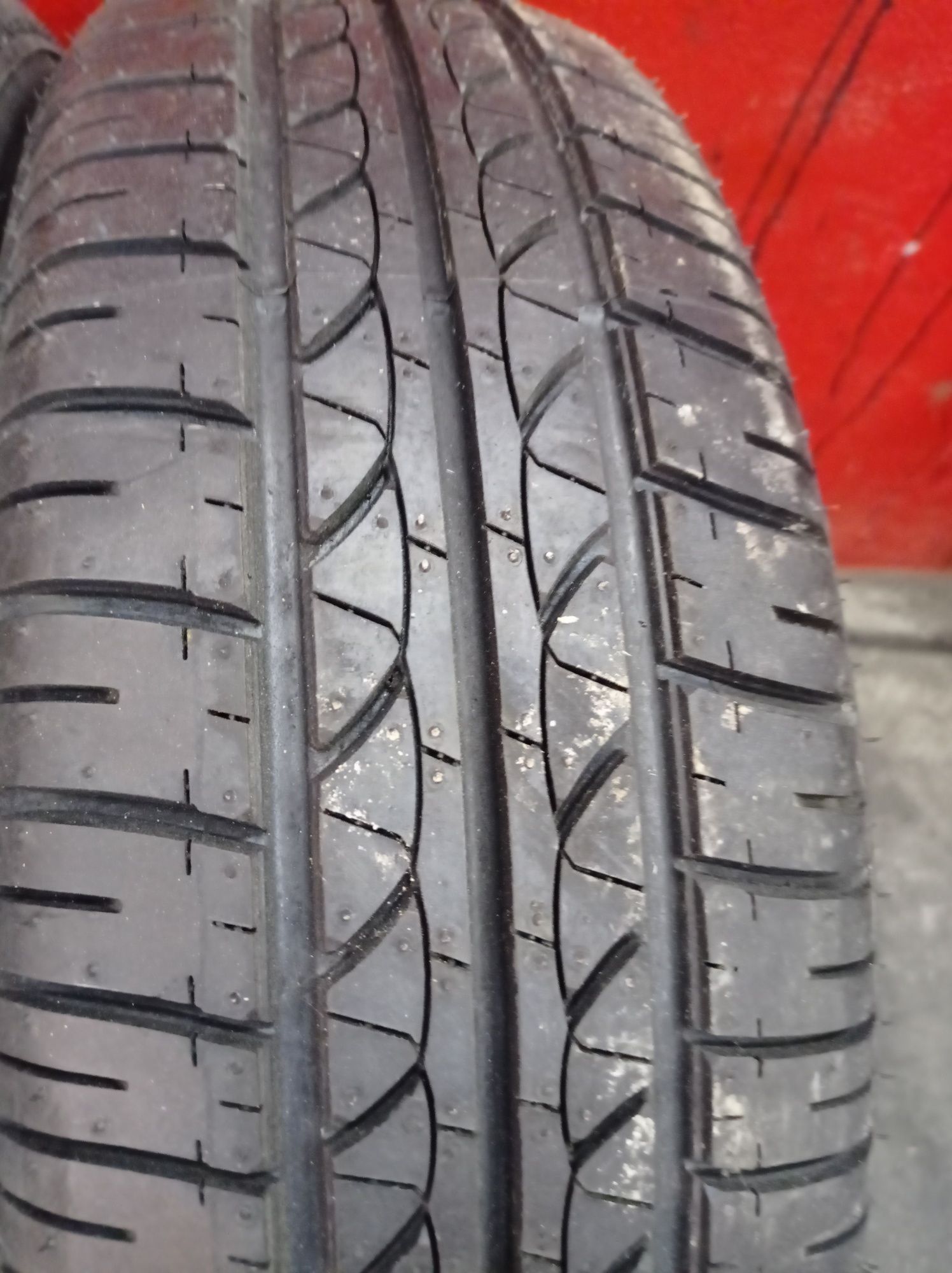 Opony 165/65/15 brigdestone