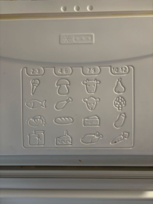 Frigorifico TIAA12v1 2 Portas