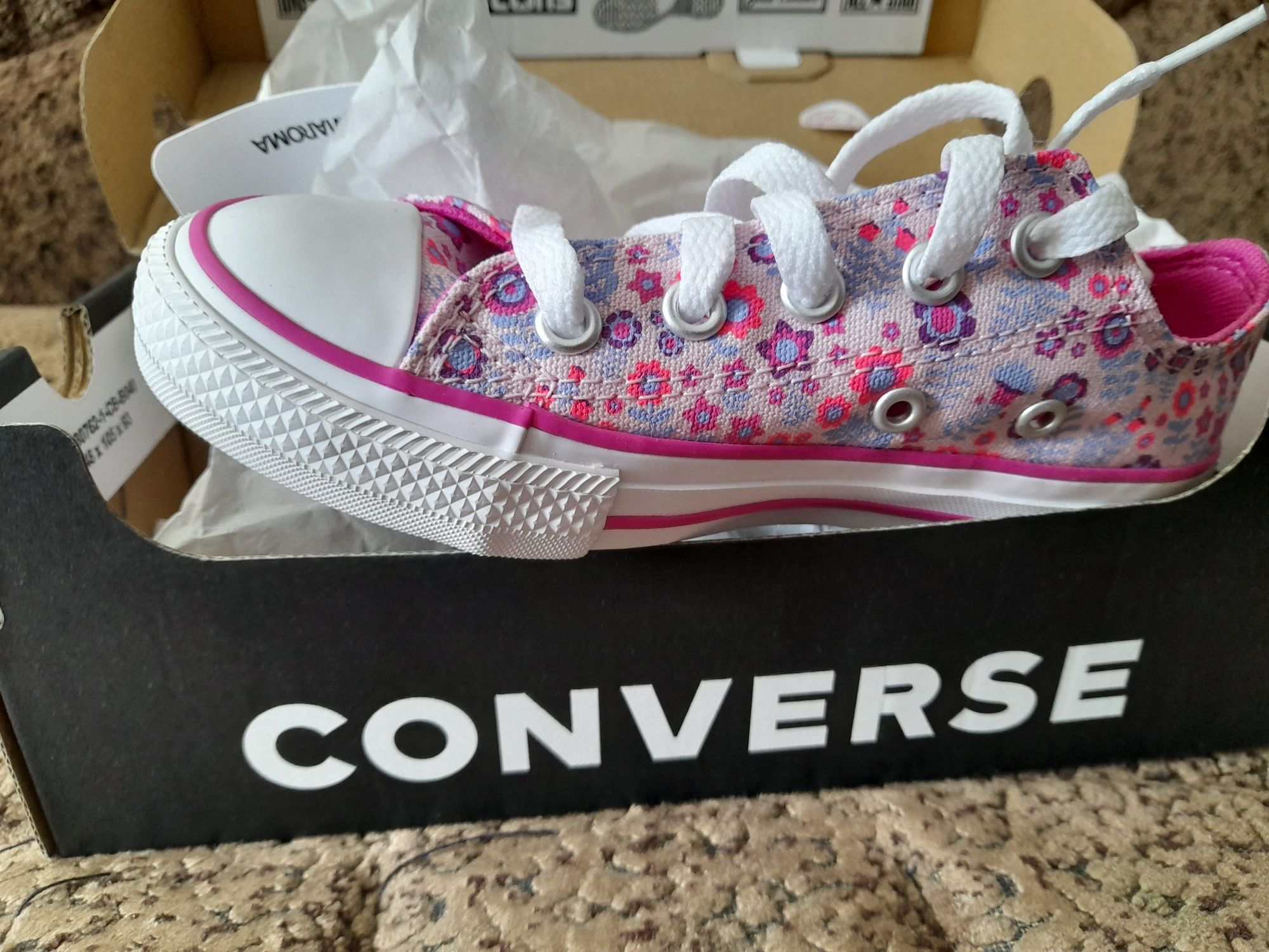 CONVERSE  НОВІ! дитячі кеди