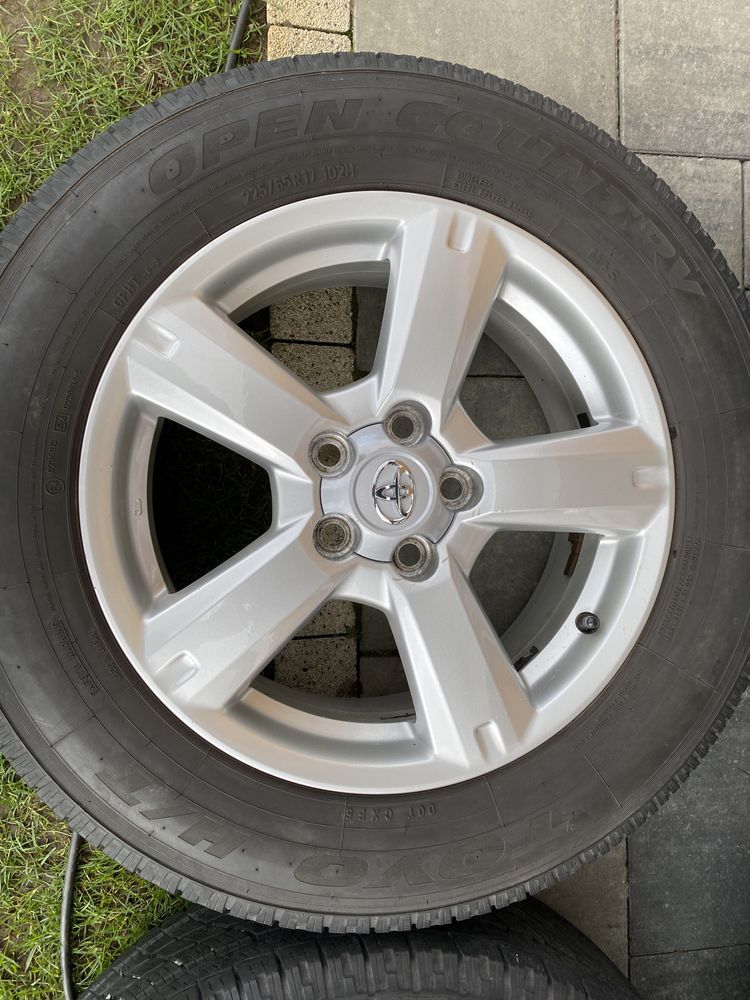 Oryginalne koła 5x114,3 felgi aluminiowe 17” Toyota Rav 4