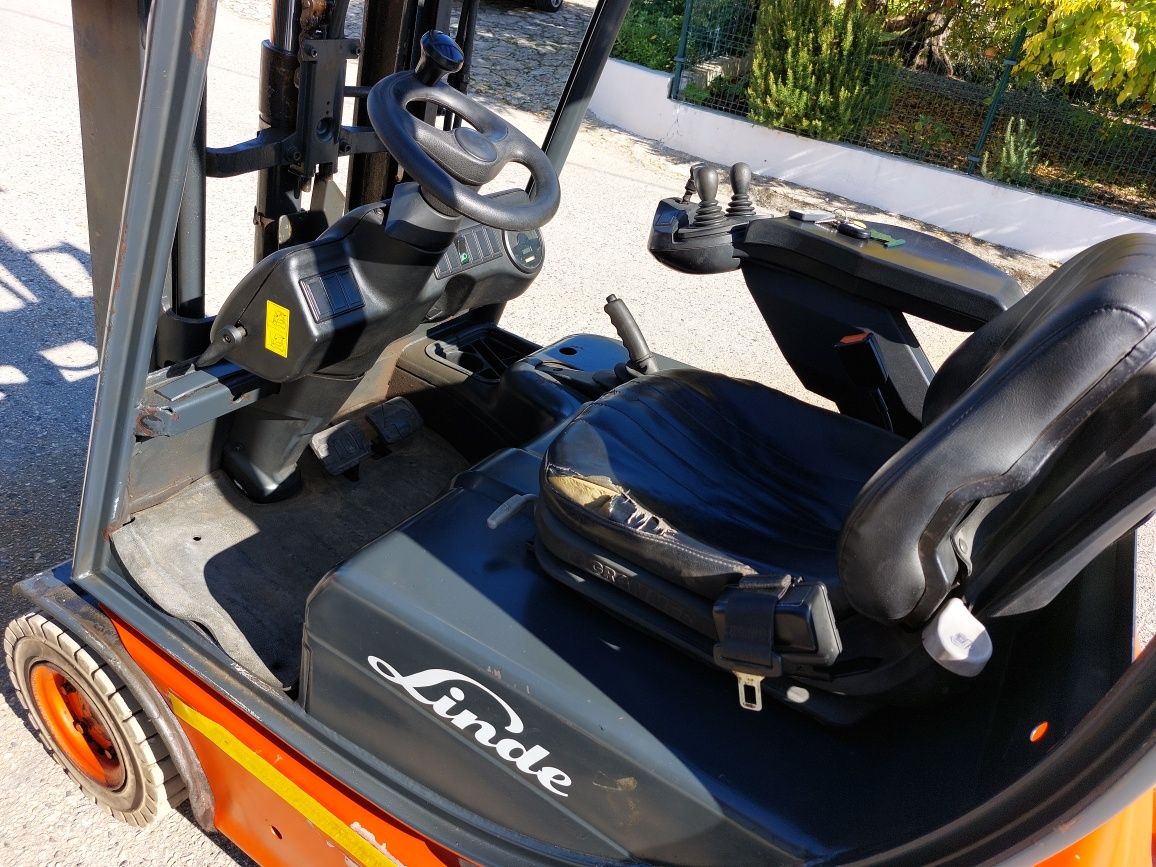 Linde E 18 Eletrico