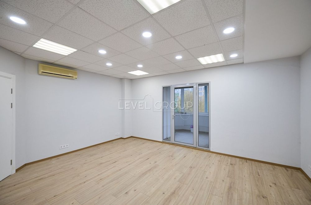 Оренда офісного приміщення з ремонтом Лобановського 9/1