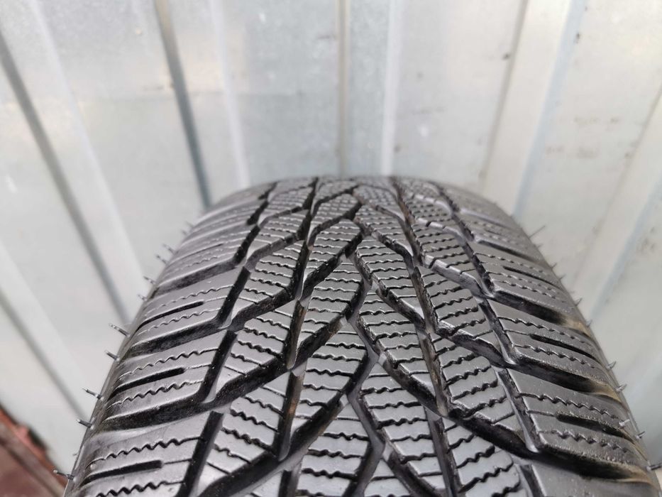 138) Opona - 175/65/14 - Lassa - 7.5mm - 1x2021 - Zimowa