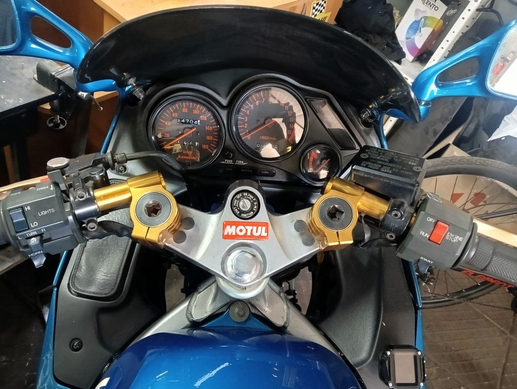 Kawasaki zzr 250 пробег 14 тыс