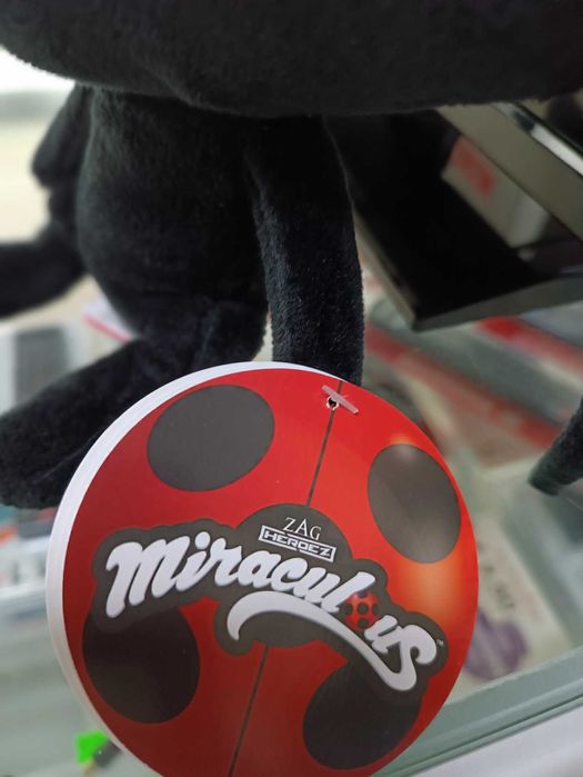 Novidade:Peluche Plagg Miraculous Ladybug 29cm