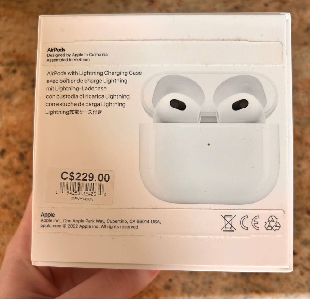 Air pods 3 with Lightning Charging Case (MPNY3)