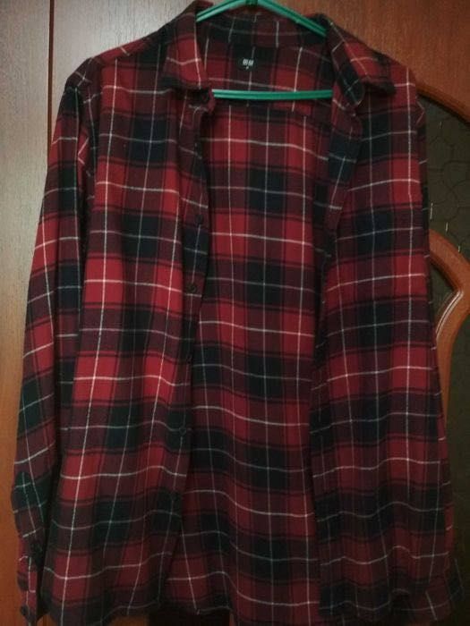 Рубашка в клетку Uniqlo бордовая женская