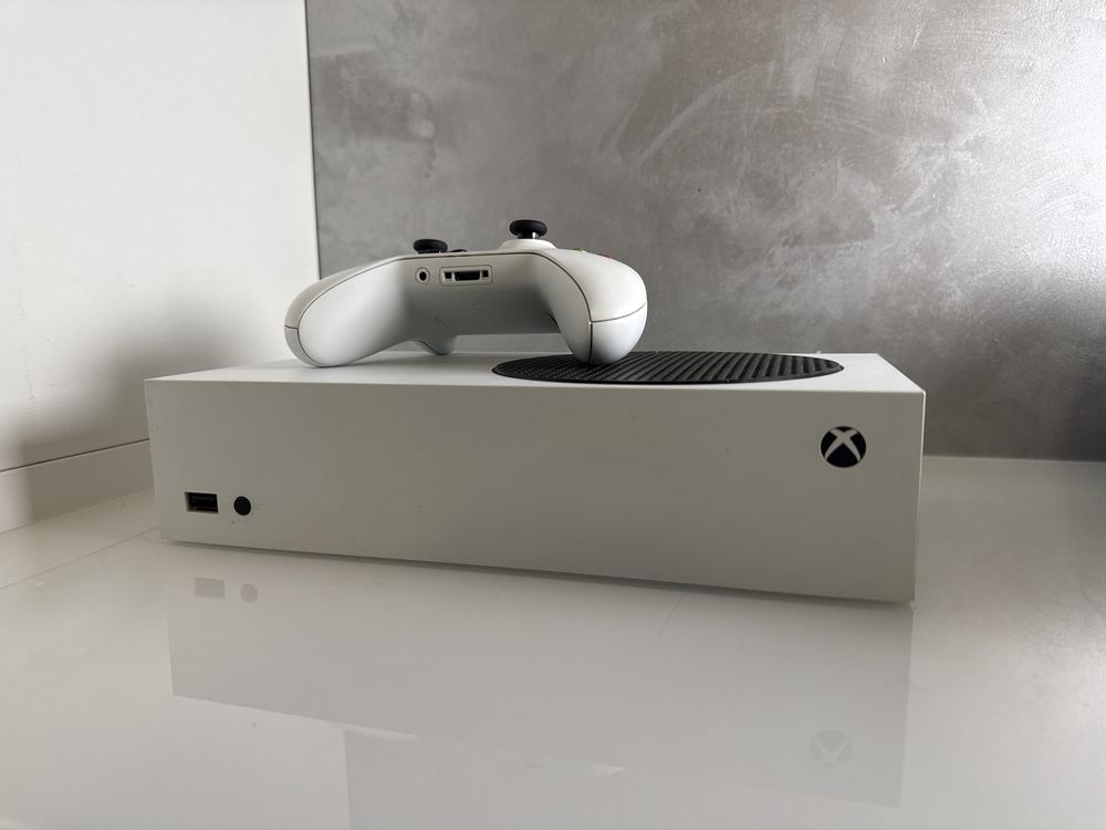 Xbox series S + PAD BDB stan