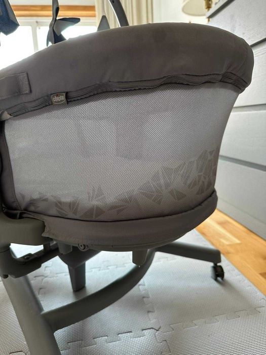 Chicco Baby Hug Pro 5 em 1 – Cadeira/berço evolutiva, excelente estado