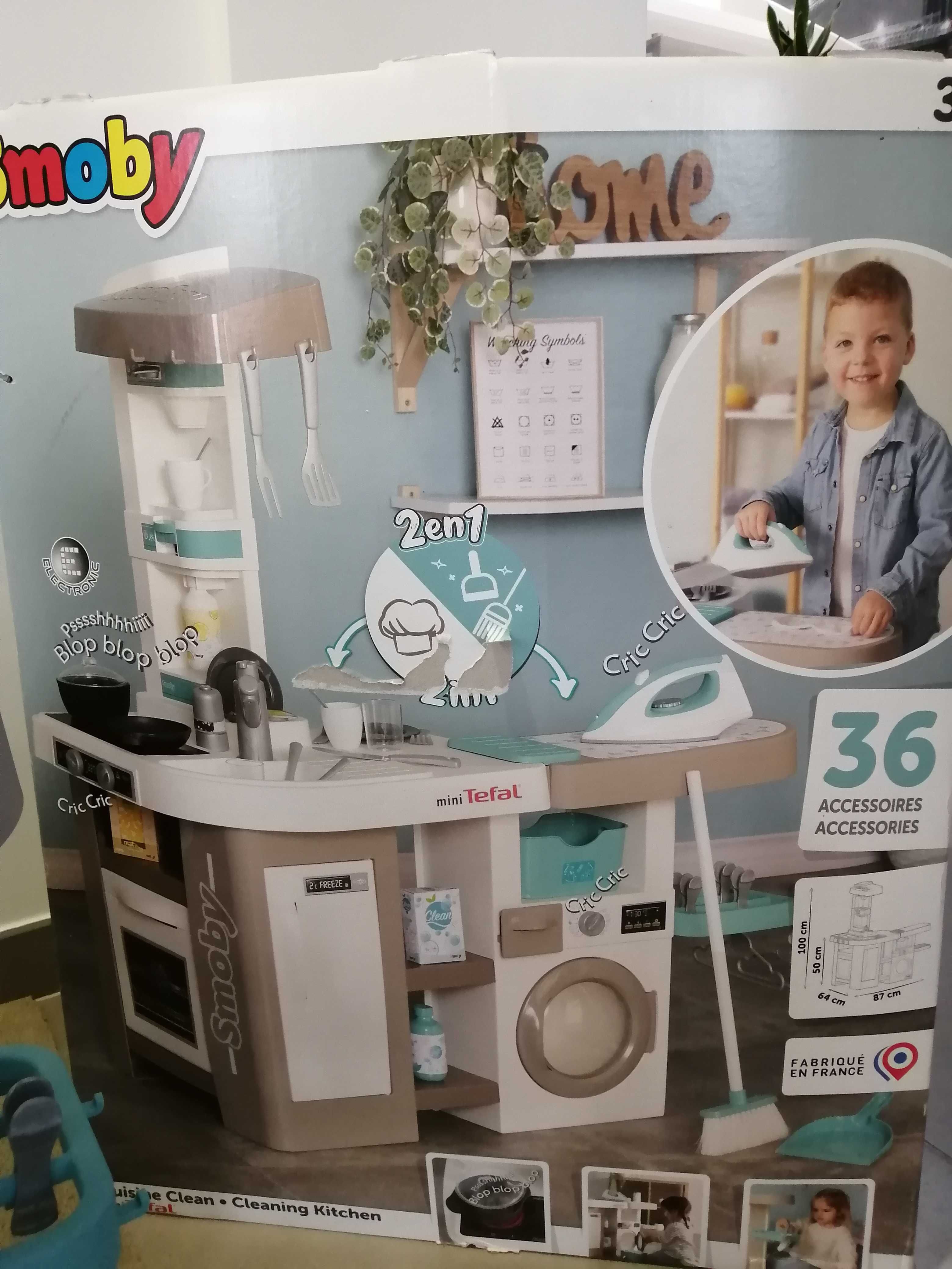 Cozinha infantil Tefal sem marcas de uso