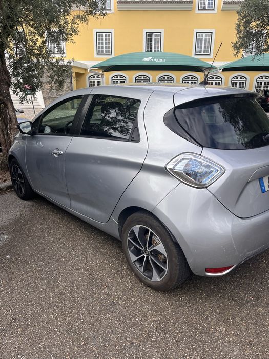 ZOE Intens R110 com bateria propria 40kwh 2019 9.500e