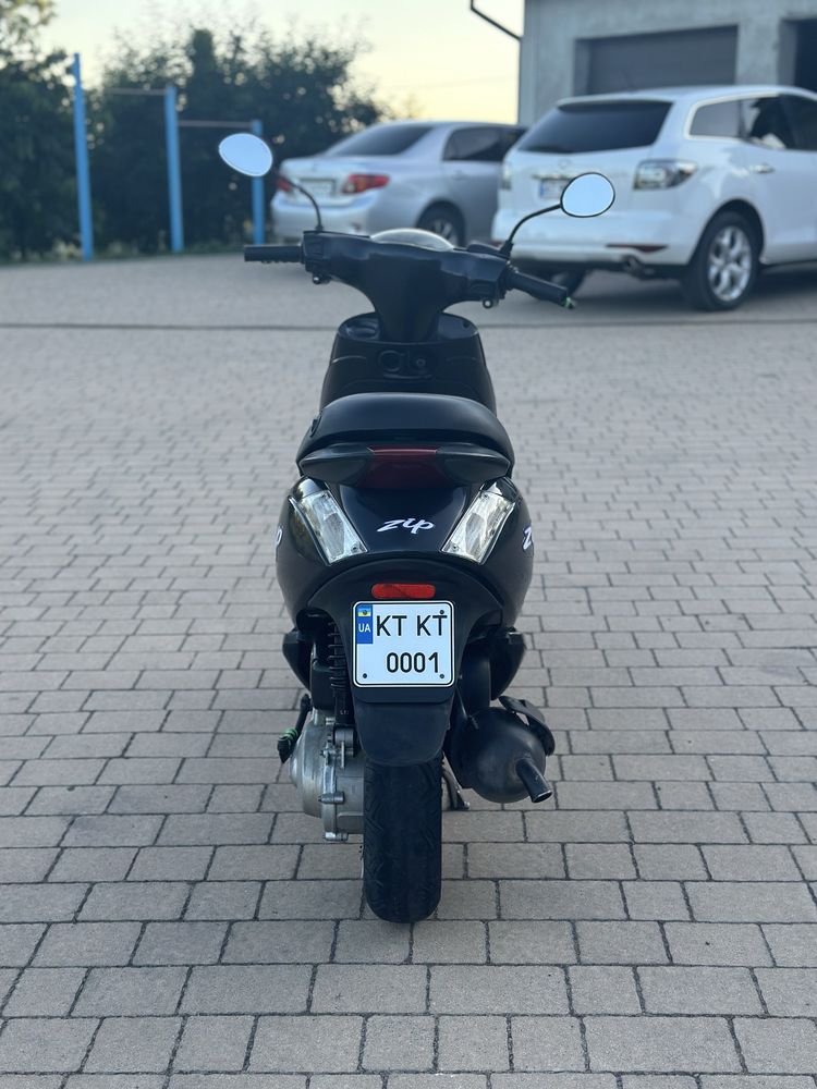 Piaggio zip ( скутер, мопед )