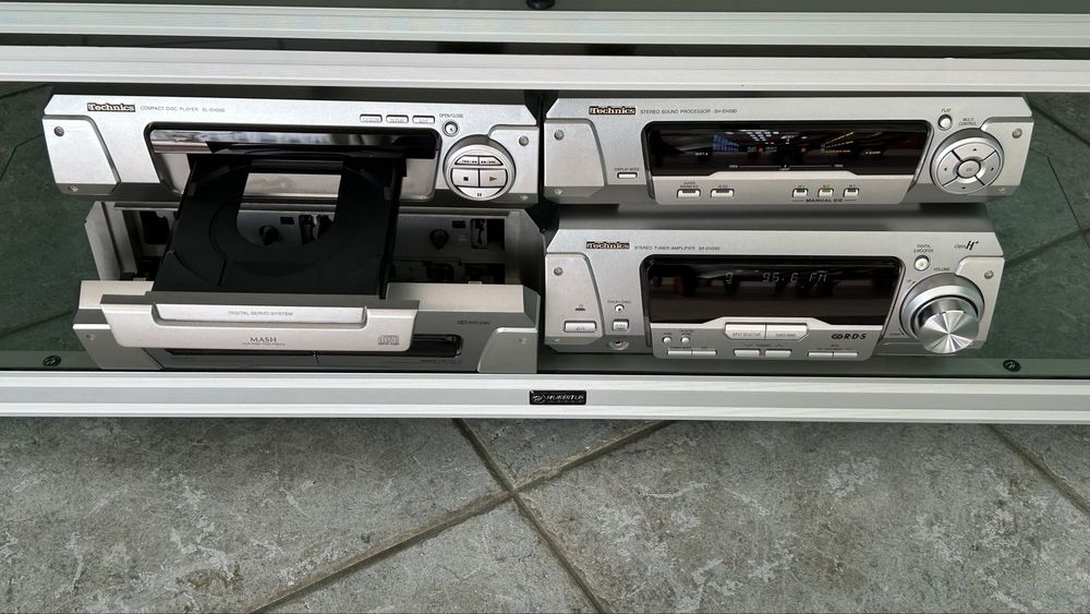 Wieża Technics EH-590 super sprawna
