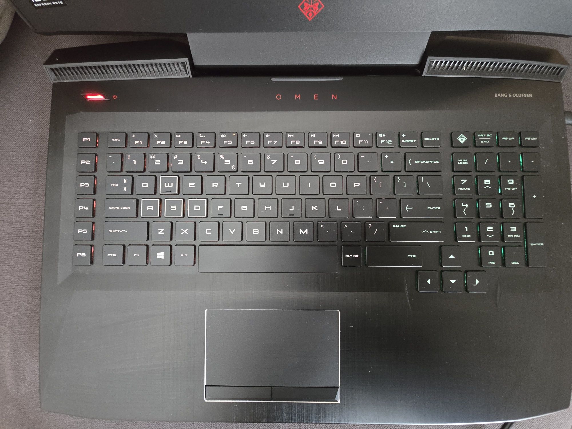 HP OMEN 17-an106nw laptop gamingowy